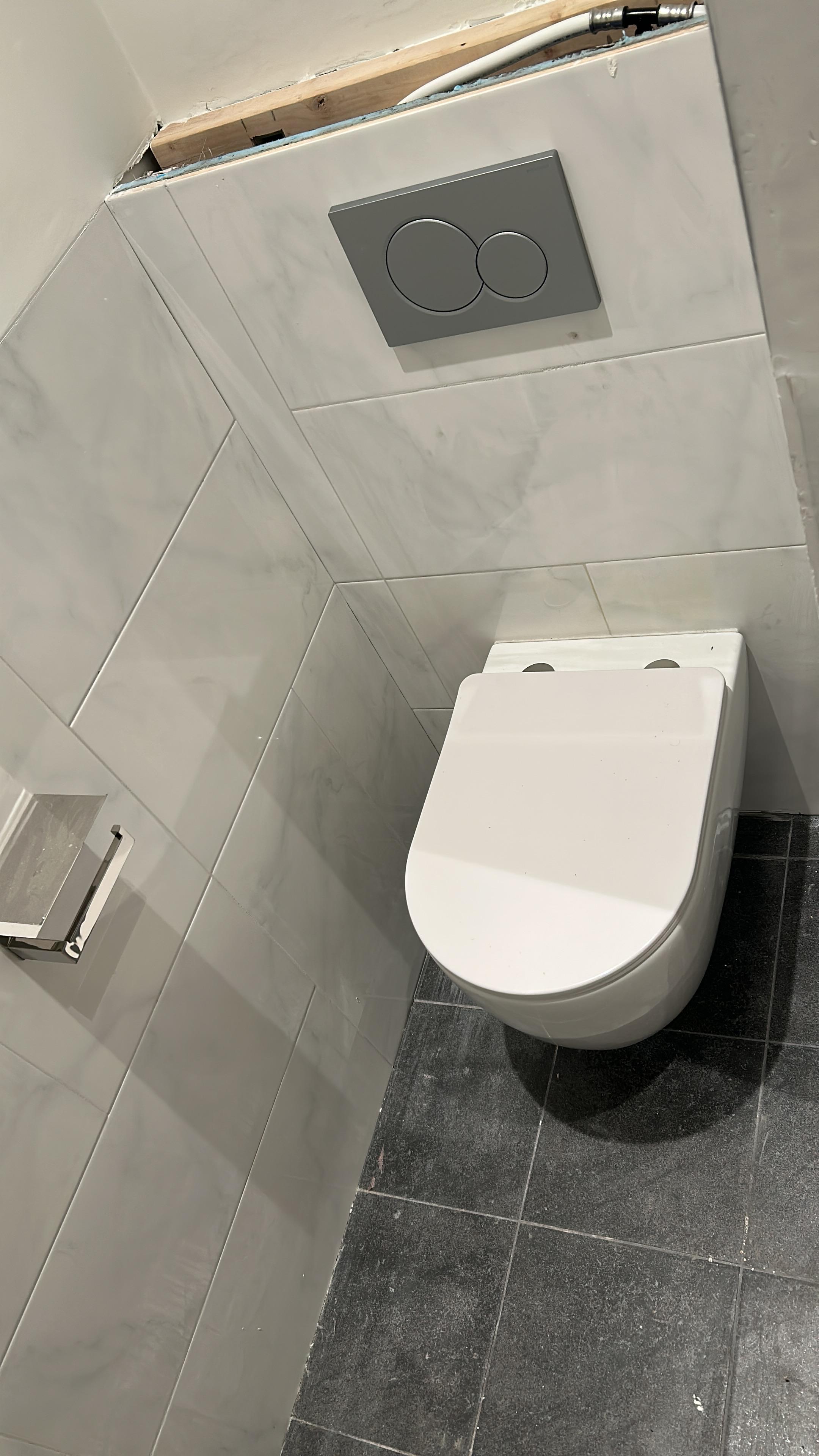 Toilet installatie